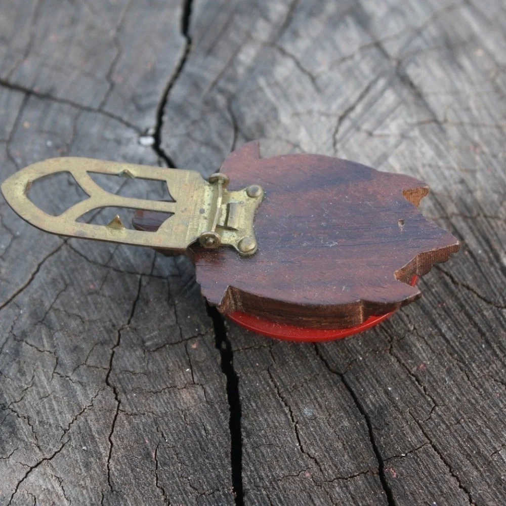 Bakelite Turtle Carved Wood Clip Estate